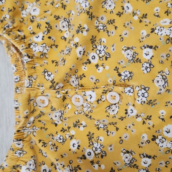 🌺 Carter's baby girl one piece 🌺 - Picture 4 of 8